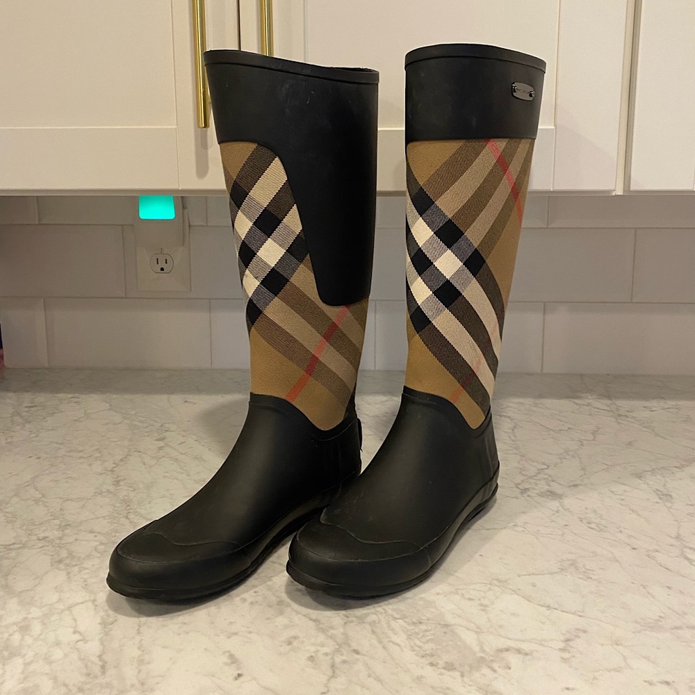 Women’s Burberry Clemence Rain Boots